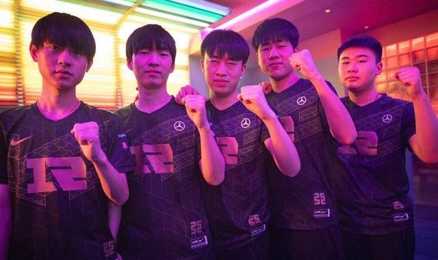 的坚固和中 的坚固和中